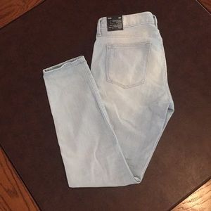 Gap Always Skinny, Skimmer!